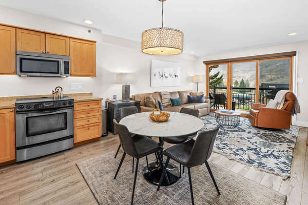 premier one bedroom unit at The Crestwood - 1205